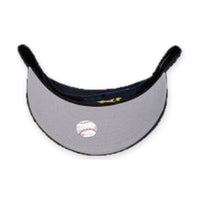 Visera interior gris de la gorra New Era Yankees World Series 1999